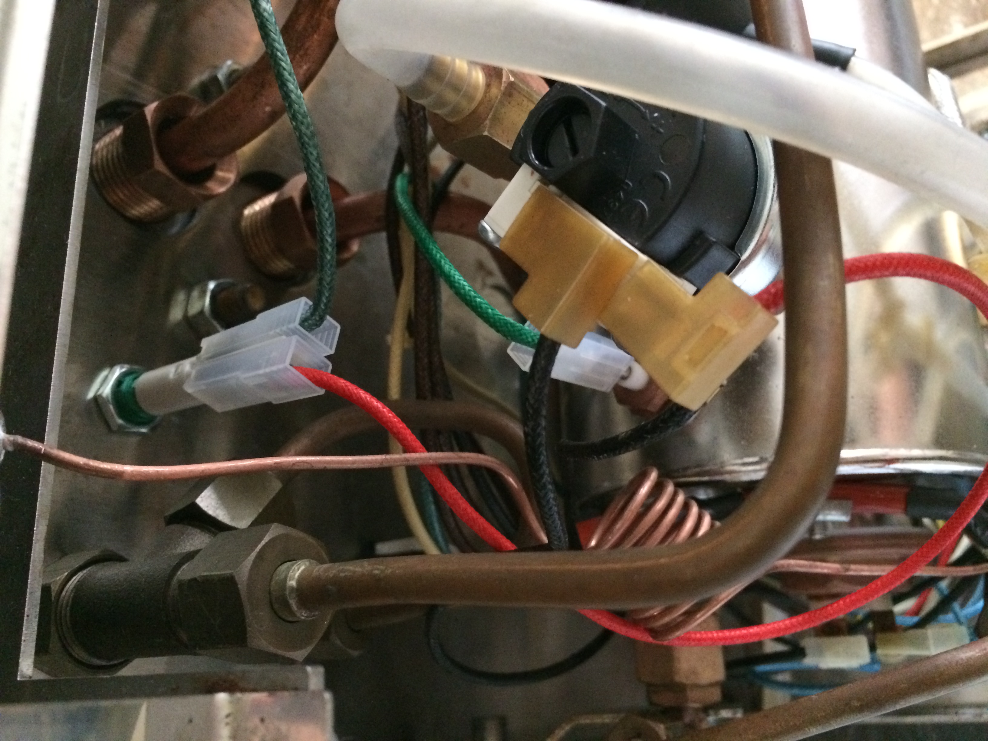 Fi Schalter Fliegt Beim Einschlaten Der Maschine
